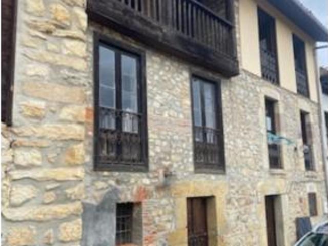 Casa pareada Venta Llanes, Santa Eulalia de Carranzo