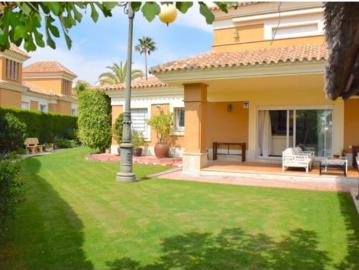 Casa pareada Venta Belalcázar, Santa Clara