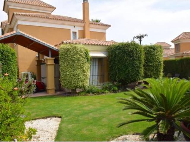 Casa pareada Venta Belalcázar, Santa Clara
