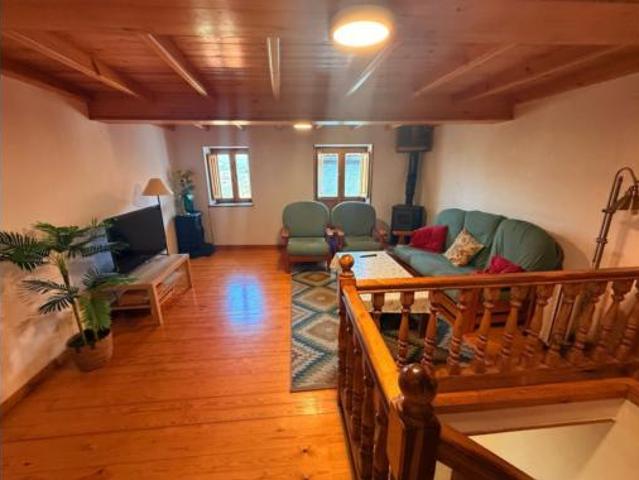 Casa pareada Venta Mieres, Parroquias Rurales