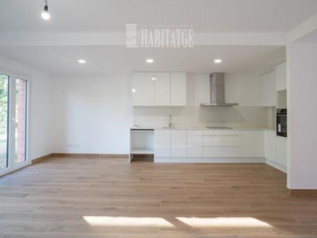 Casa pareada Venta Santa Eugènia de Berga, Santa Eugènia de Berga