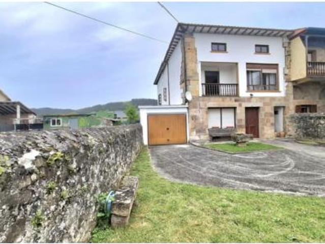 Casa pareada Venta Santa María de Cayón, Argomilla de Cayón
