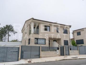 Casa pareada Venta Sanxenxo, Noalla Santo Estevo