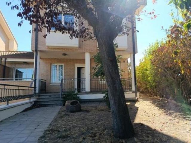 Casa pareada Venta Simancas, Simancas