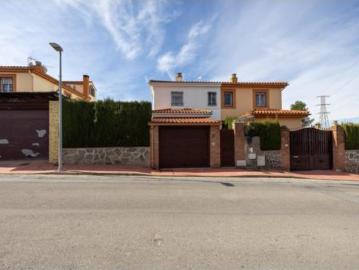 Casa pareada Venta Peligros, Peligros