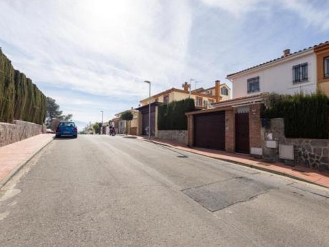Casa pareada Venta Peligros, Peligros