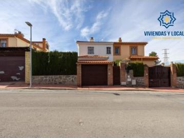 Casa pareada Venta Peligros, Peligros