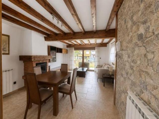 Casa pareada Venta Riotuerto, La Cavada
