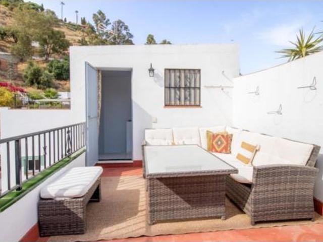 Casa adosada Venta Torrox, Núcleo
