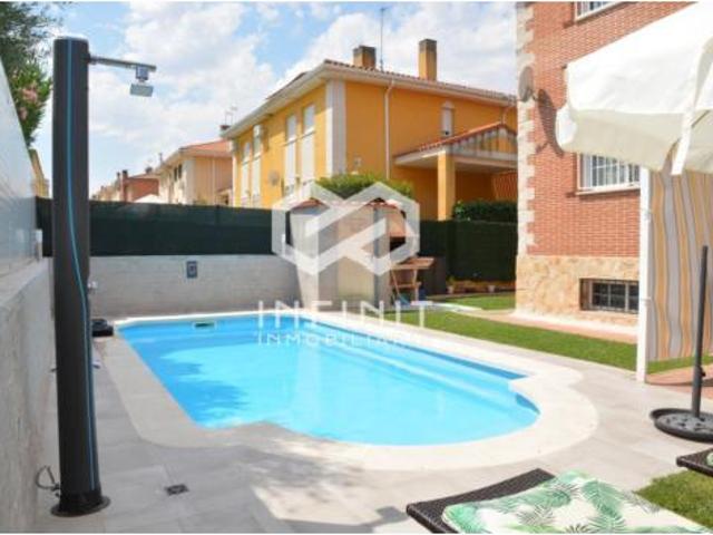 Casa pareada Venta Torrejón del Rey, Torrejón del Rey