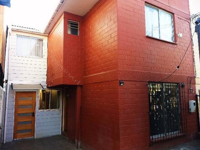 CASA PAREO SIMPLE DOS PISOS LOS PINOS