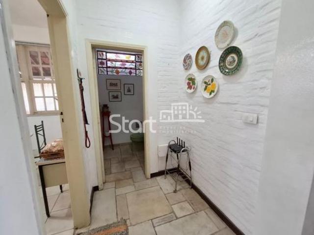 casa à venda em Parque das Laranjeiras