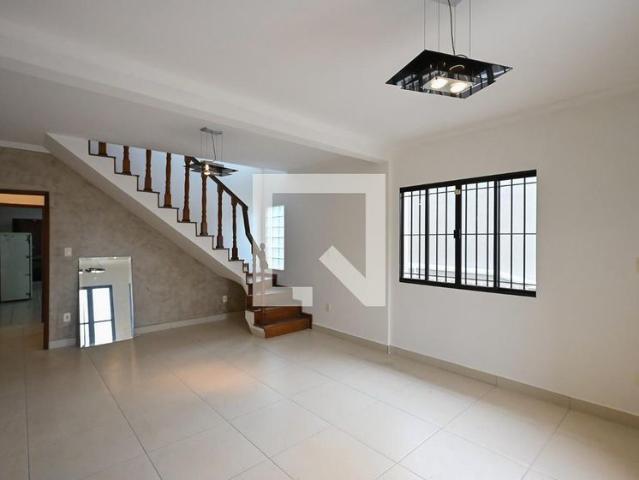 Casa, Parque Industrial das Oliveiras, 3 Quartos, 180 m2 Taboão da Serra