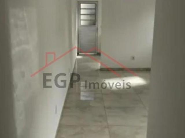 Casa Parque Manchester Sorocaba 01 dormitório, sala de estar, cozinha, banheiro e 04 vagas de ga