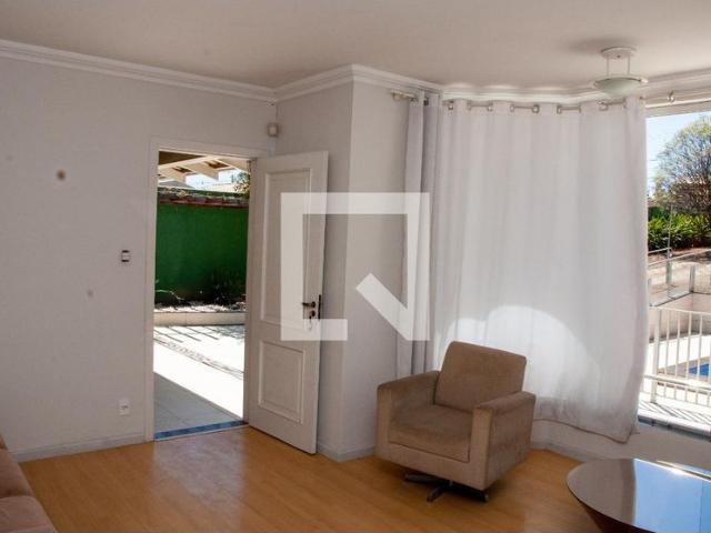 Casa, Parque Maracana, 4 Quartos, 650 m2 Contagem