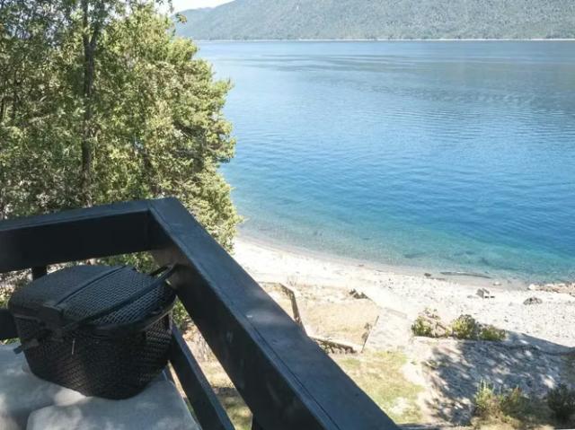 Mini península con 180 de vista, cala propia 1815 | dormitorios por 16000.00 en Pucón