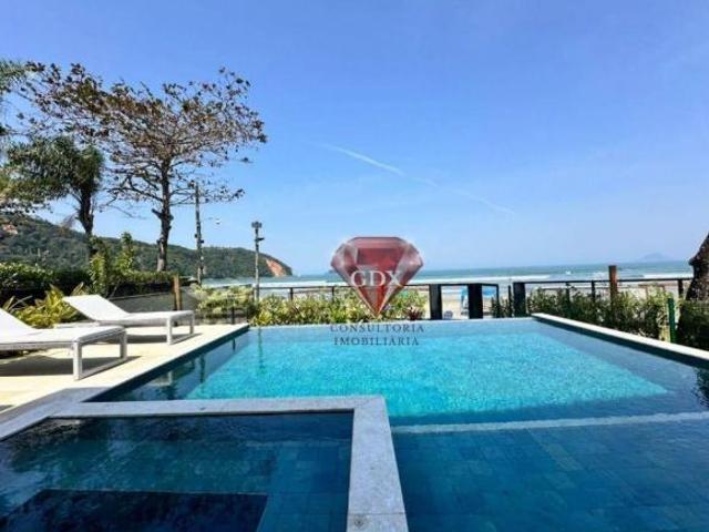 Casa pé na arei em São Sebastião