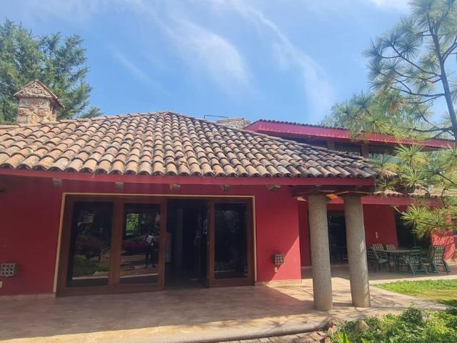 Casa Pedregal Del Carmen