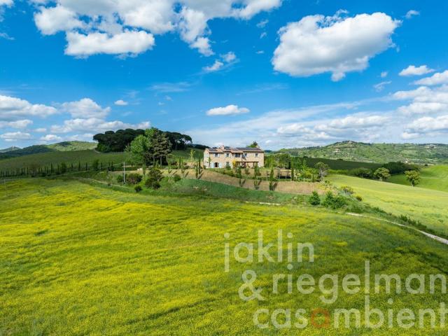 Casa perfetta in una posizione perfetta vicino a Perugia, in. 366m² Perugia