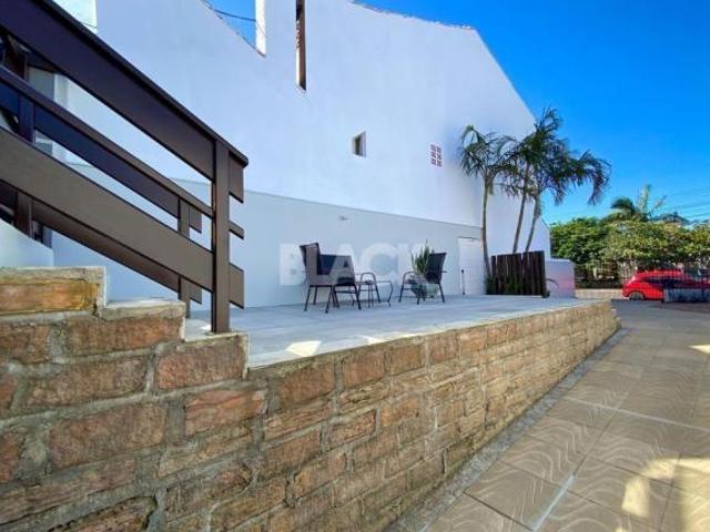 Casa perto da Lagoa do Violão em Torres RS