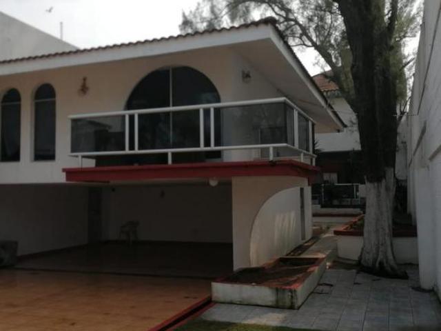 Casa Petrolera