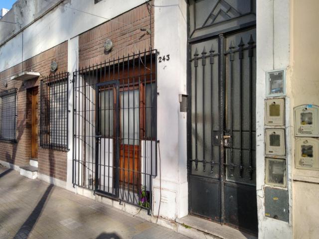 Casa PH en Alquiler, Avellaneda