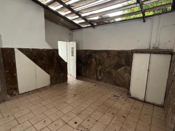 Casa PH en Alquiler, Cinco esquinas