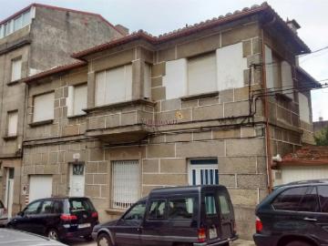 CASA PIEDRA, DE 3 VIVIENDAS ALQUILADAS