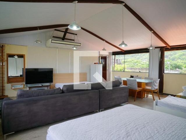 Casa, Piratininga, 11 Quartos, 450 m2 Niterói
