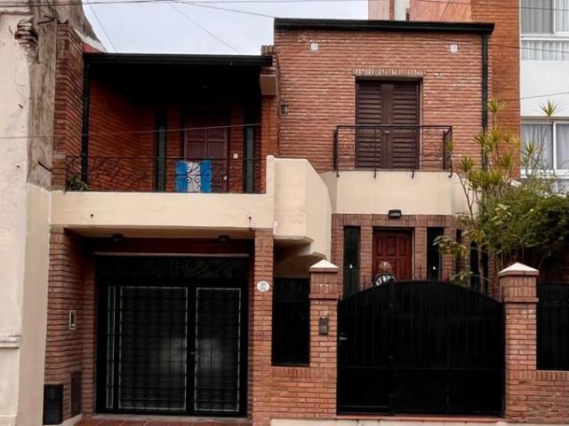 CASA PLANTA ALTA LEON GURUCIAGA 112