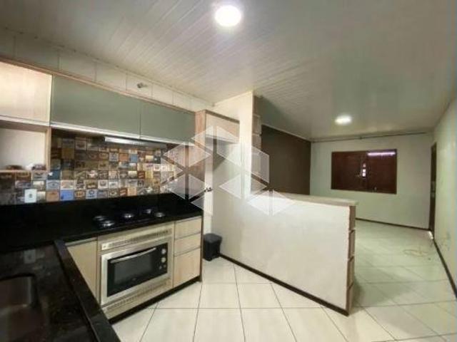 Casa plana com 2 dormitórios no bairro Lago Azul em Estância Velha 60m² com