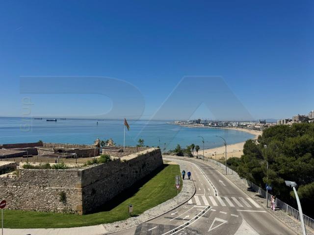 Casa plurifamiliar Licencia Turística 421m² Tarragona