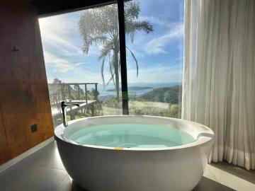 Perequê, Itapema, Balneário Piçarras - Banheira