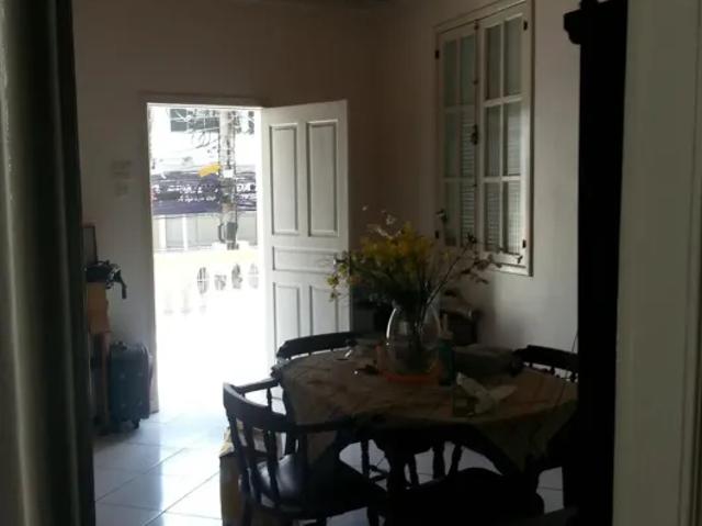 Casa Praça Seca. Casa Praça Seca