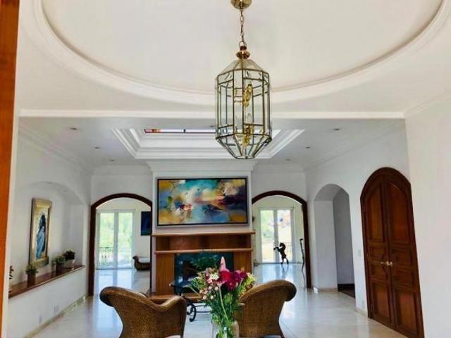 casa preciosa por la venta