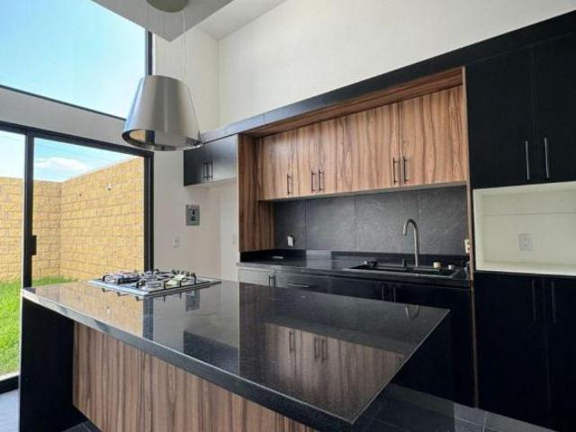 CASA PREVENTA DE 155 M2 MAYORAZGO 1 PLANTA 2 RECAMARAS. CADA UNA CON BAÑO Y VESTIDOR O CLOSET