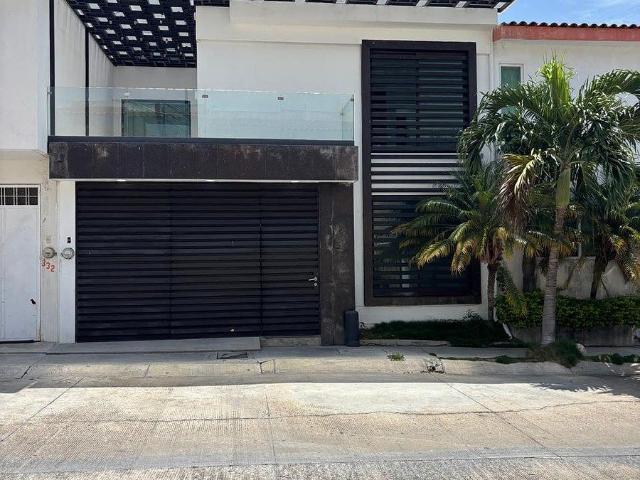 CASA PRIVADA SAN ESTEBAN NÚM. 320