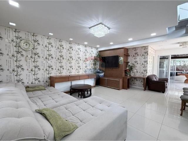 CASA PRONTA EM CONDOMINIO FECHADO