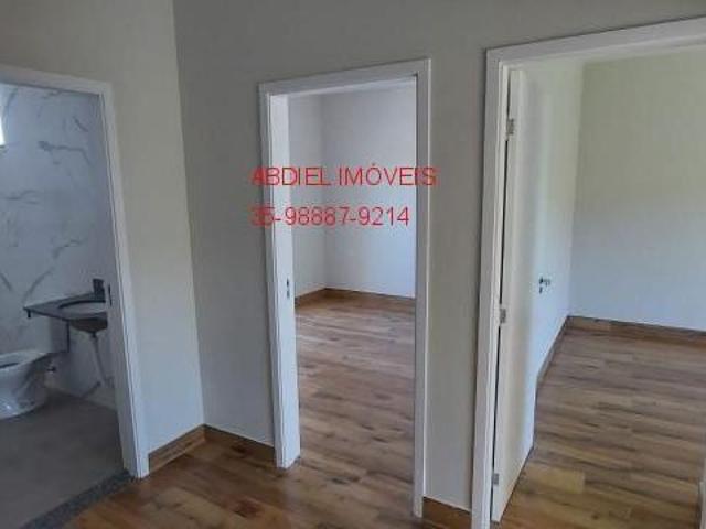 Casa, Próximo a Praça Capitão Maciel, Cruzília, MG