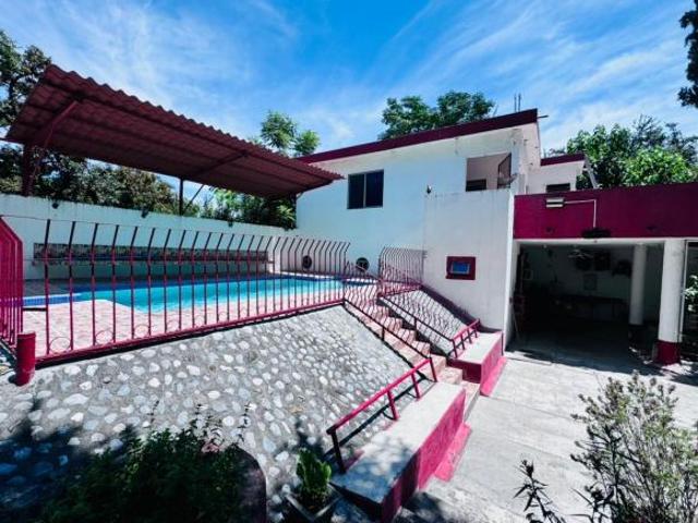 Casa Quinta en Venta Santiago, N.L