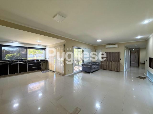 CASA QUINTA EN ALQUILER 4 AMBIENTES ? 207m?