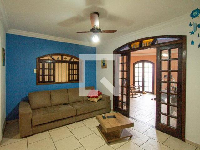 Casa, Quitaúna, 3 Quartos, 330 m2 Osasco