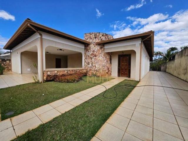 CASA QI 06 TÉRREA LAGO NORTE EXCLUSIVA
