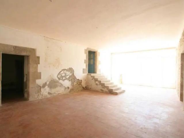 Casa rústica con balcón en alquiler en Camí del Molí 16