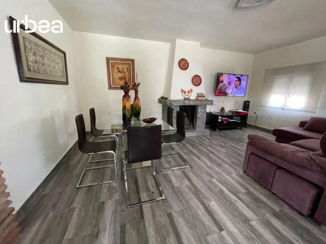 Casa rústica con piscina en alquiler en de las parcelas
