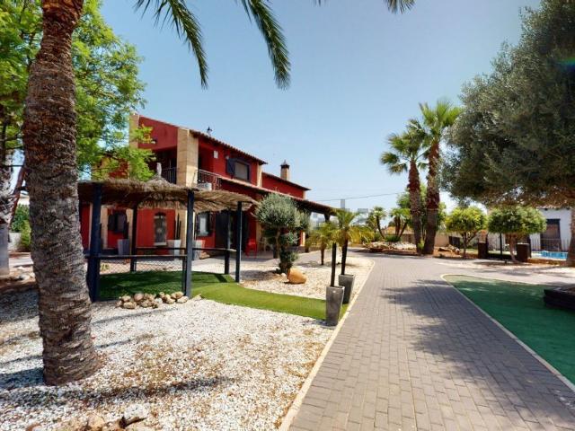 Casa rústica, Catral
