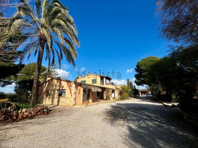 Casa rústica, Campos