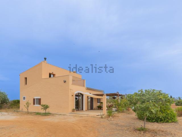 Casa rústica, Campos