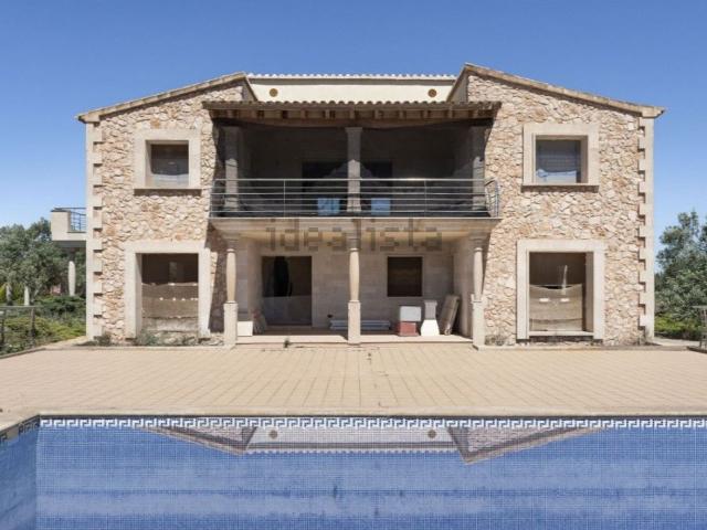 Casa rústica, Campos
