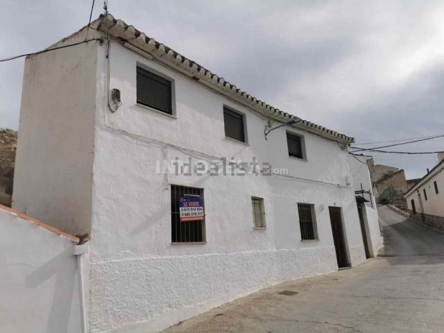 Casa rústica, Caniles
